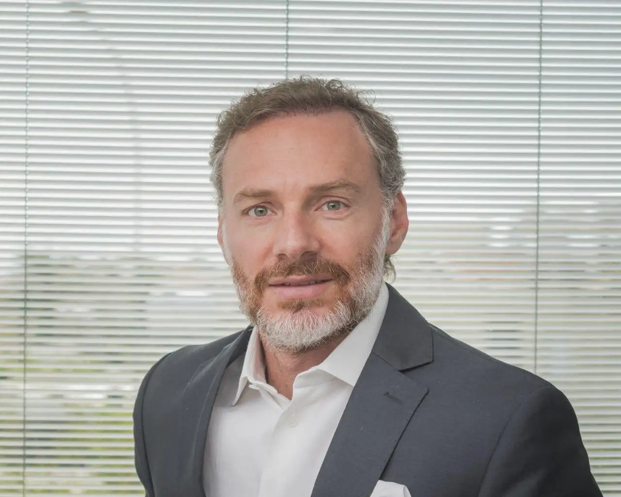 موجة شراء ذهب في لبنان.. والتجار في فترة تقنين